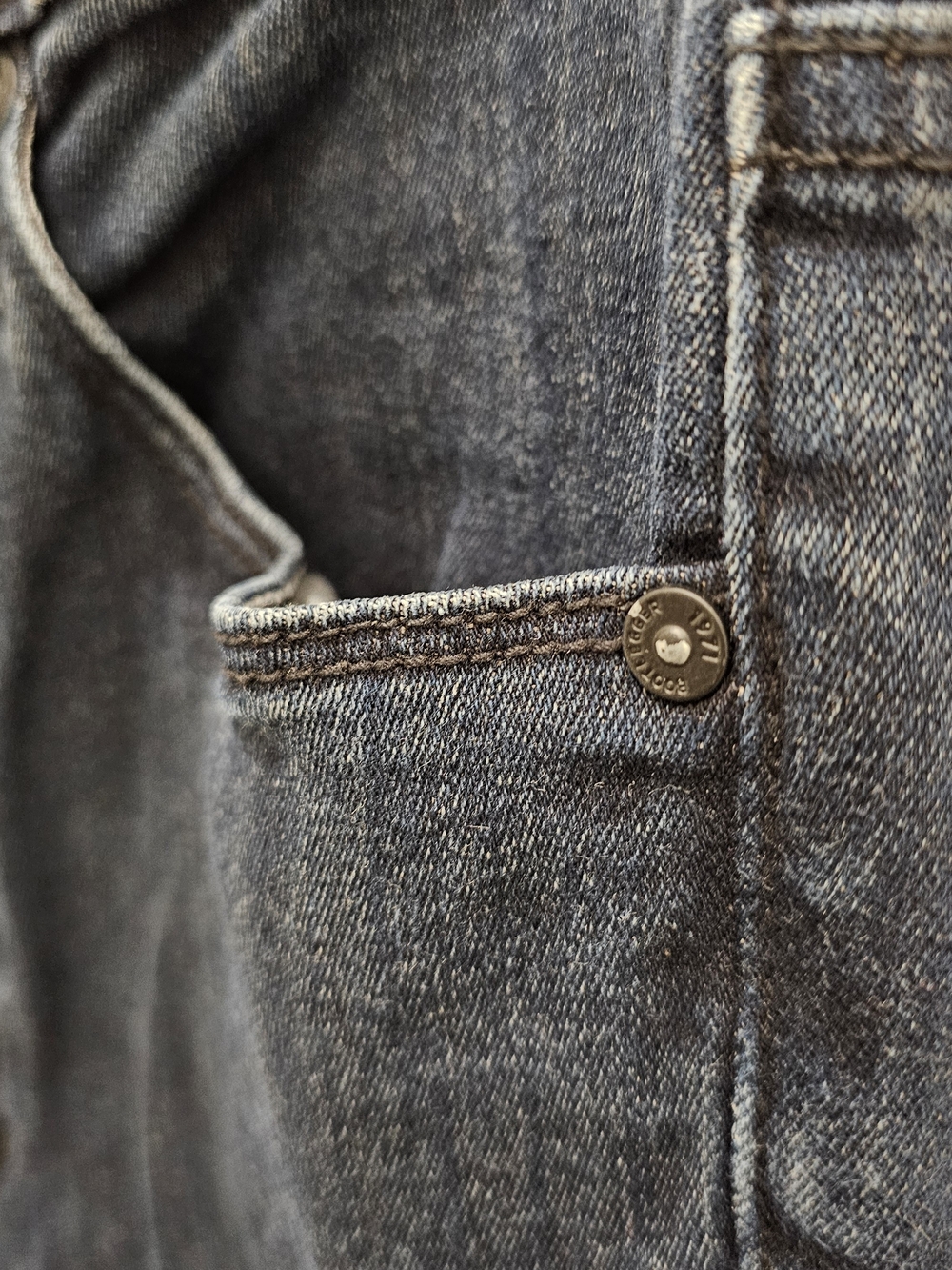 Bootlegger High Rise Boot Cut Jeans -27w - Picture 10 of 13